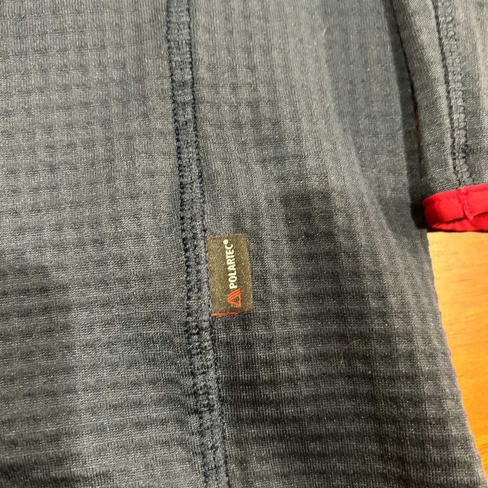 Fayetteville Men's Hoddie - Picture 4 of 5